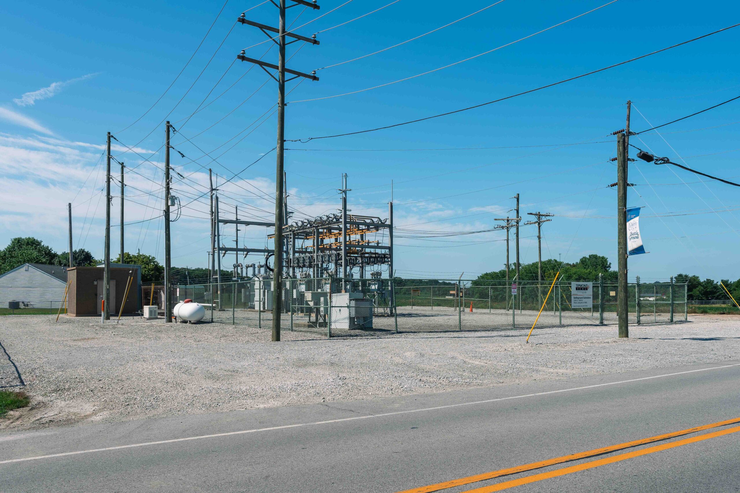 Stay away from power lines - Indiana Electric Cooperatives